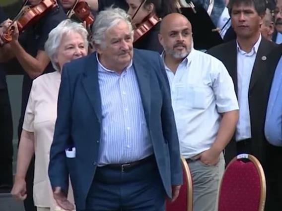 Екс уругвајскиот претседател Хозе Мухика – пример за скромност, посветеност и хуманост