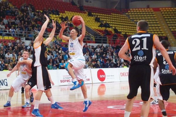 МЗТ Скопје пресилен и за Фени, Лирија падна во Сарај, Куманово против Работнички до првата победа  во СЛ