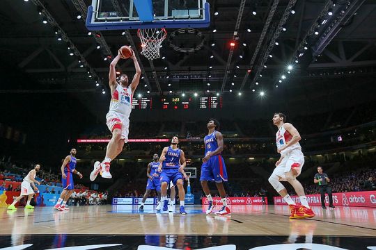 Шпанија прв финалист на Евробаскет