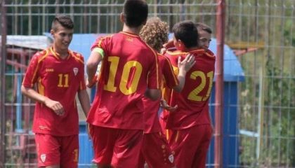 Фудбал У-16: Македонските надежи закажаа двомеч со Бугарија