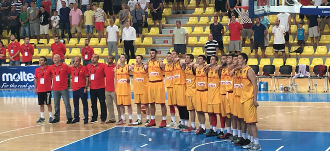 Младите кошаркари поразени од Бугарија