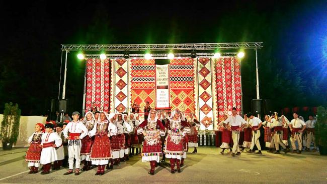 Почна фестивалот на народна култура „Пображење“ во Вевчани