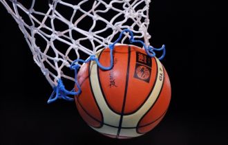 Уникс Казан и Валенсија во финалето на кошаркарскиот Еврокуп