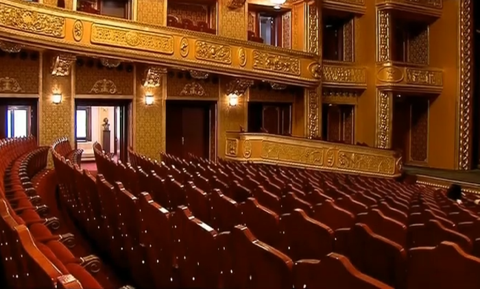 Комедијата „Кец на десетка“ премиерно во МНТ