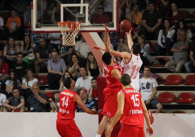 Работнички и МЗТ Скопје, подобри од Кожув и Куманово