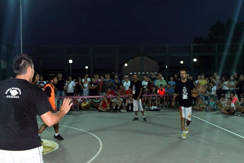 Традиционален турнир во улична кошарка по шести пат во Росоман