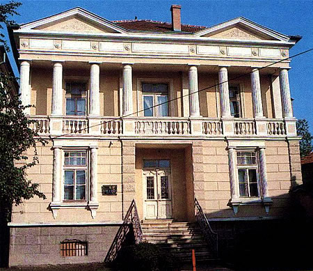 Збогатен фондот на инструменти на државното музичко училиште во Битола