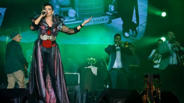 Со голем концерт во Битола групата Љубојна одбележа15 години јубилеј