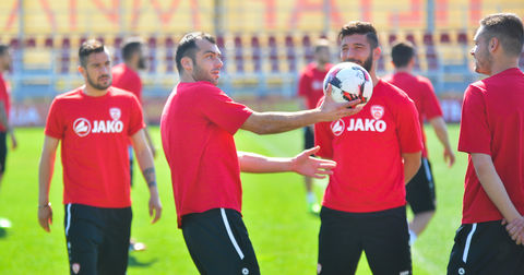 Ангеловски ги одреди фудбалерите за дуелот со Норвешка