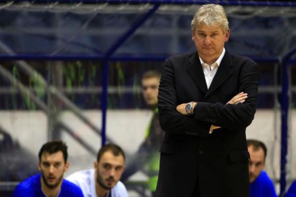 Пипан веќе не е тренер на МЗТ Скопје Аеродром