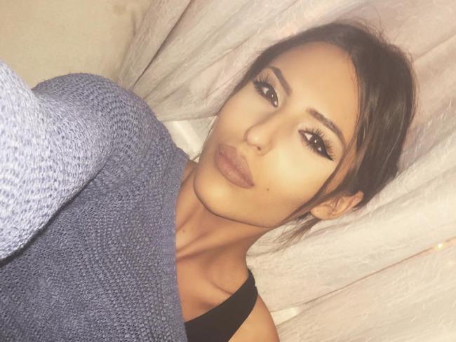 Ќерката на Цеца, 17-годишната Анастасија си направи нови уста и нос!?
