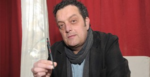 Актерот Драган Спасов - Дац ја прими наградата за животно дело „Петре Прличко“
