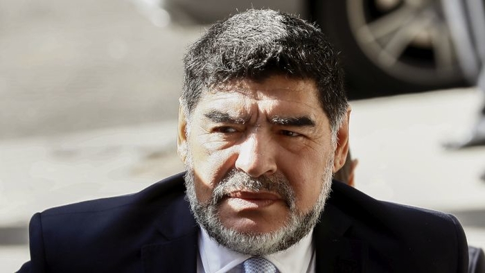 Марадона именуван за тренер на второлигаш од ОАЕ
