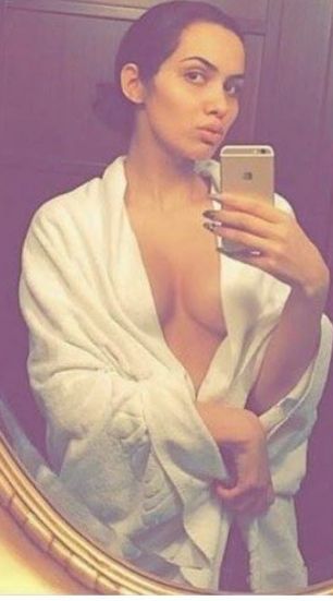 Косовската убавица Ѓелброна Гаши (фото)