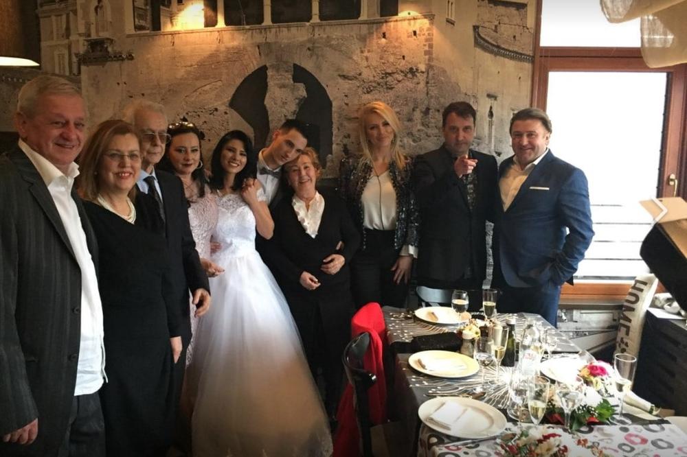 Хари Мата Хари стана свекор