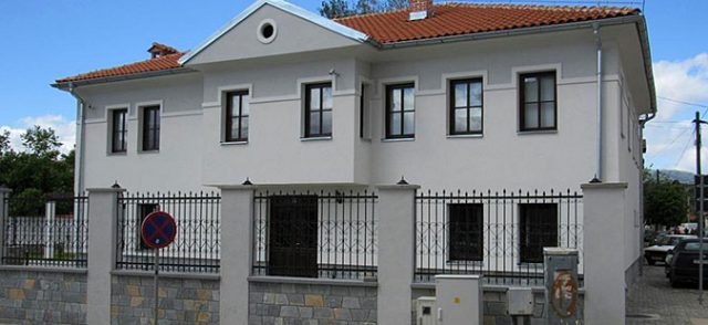 Канческа-Милевска ја посети Спомен-куќата на Христо Татарчев во Ресен