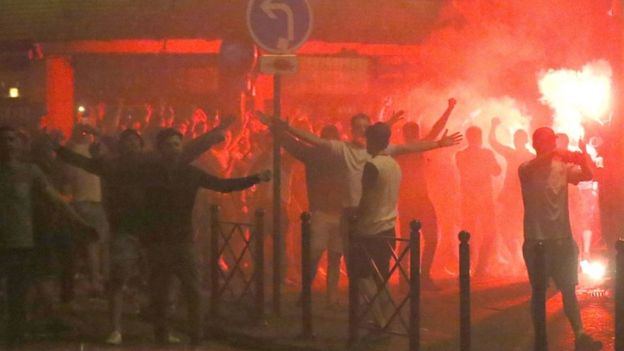 Руската полиција ќе ги „набљудува“ англиските навивачи