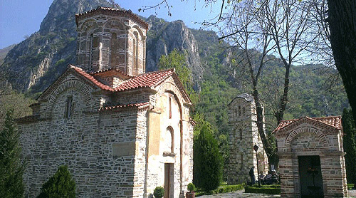 Духовна академија, бдеење и литургија за викендот во манастирот во Матка