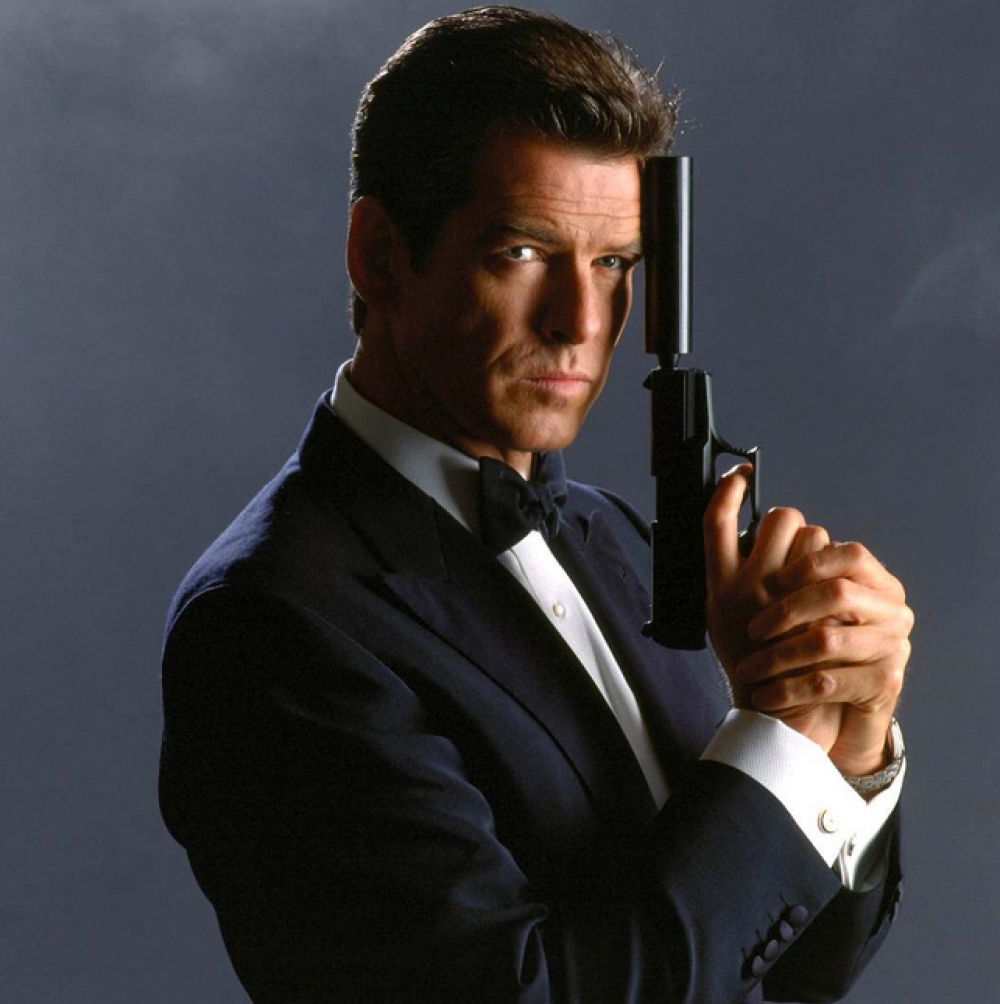 Можеше да ја има било која 007 убавица, но таа засекогаш го украде неговото срце (фото)