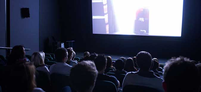 Проекција на филмот „Ив Сен Лоран“ на Фестивалот на француски филм