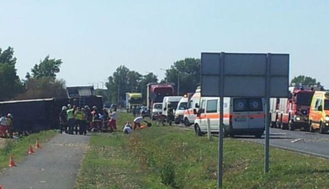 Во сообраќајка  во Унгарија загинаа двајца тренери, тешко повредени неколку кошаркарки