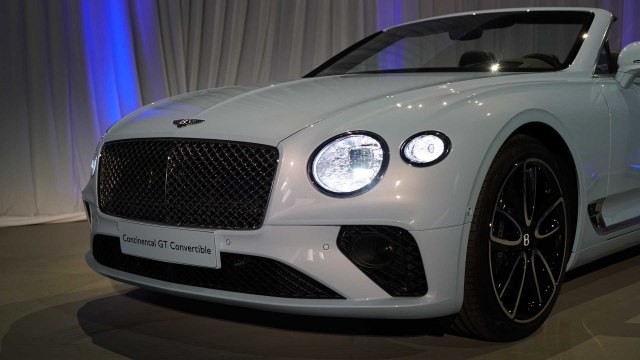 Bentley Continental салон 2019