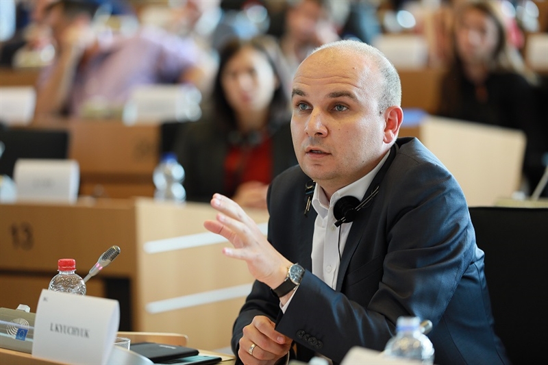 Ќучук: Комисијата за надворешни работи на ЕП го усвои Извештајот за напредокот на Македонија