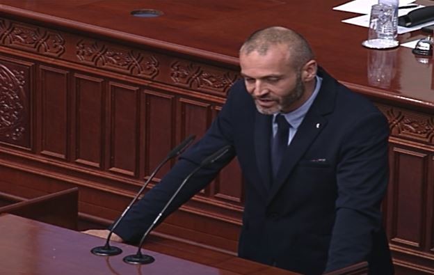 Рендевски: Не се согласувам со мојот министер за пензионирањето на ...