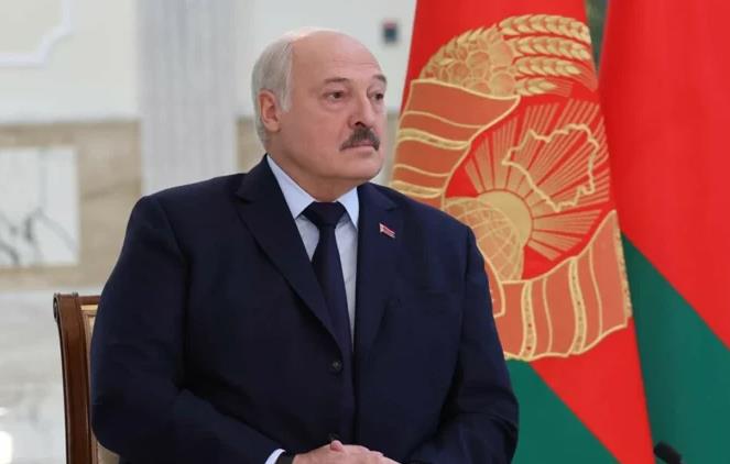 Белорусија ослободува политички затвореници во замена за укинување на американските санкции