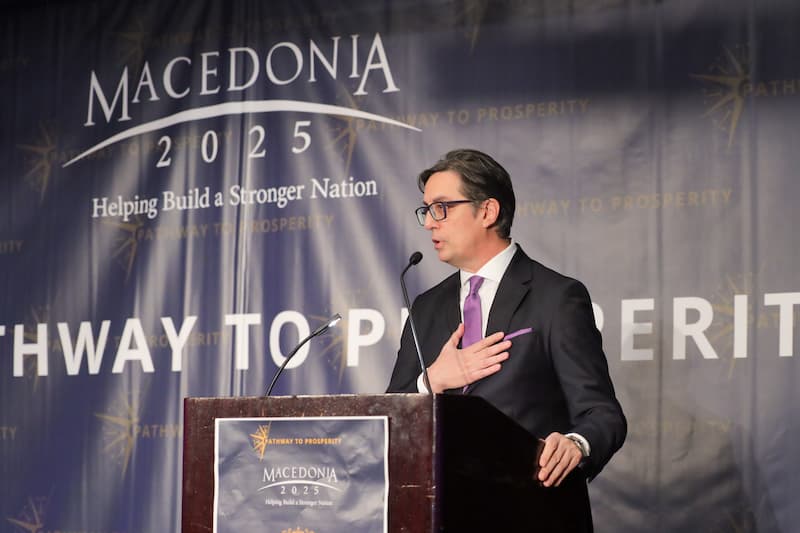 Пендаровски: Потребни ни се блиски врски меѓу Македонија и дијаспората