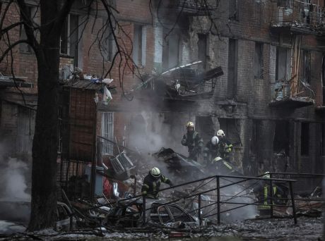 Најмалку еден загинат, тројца ранети во рускиот напад на Херсон