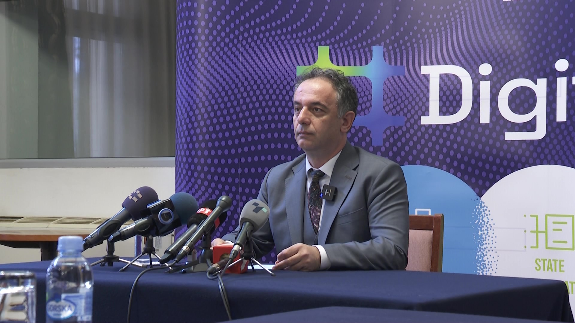Алиу: Од 2025 година, нема да може да има вработувања преку Агенција за ...