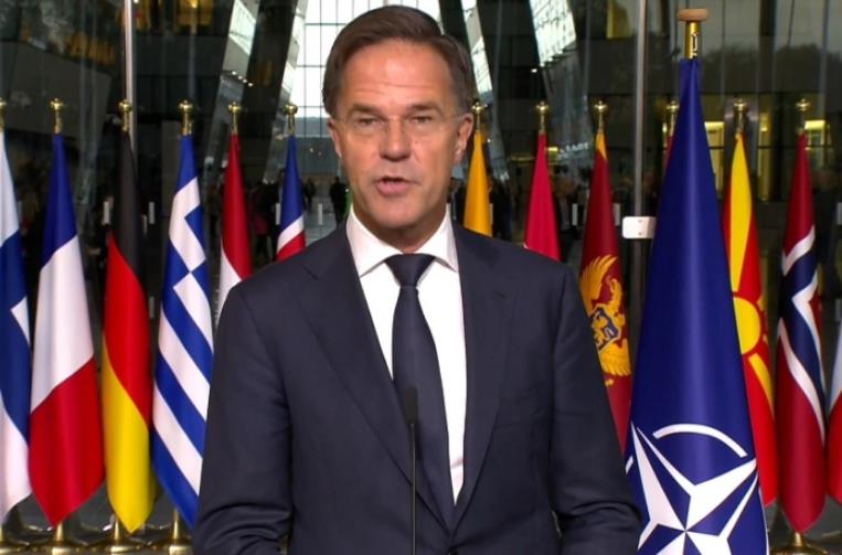 Руте и Лајен се приклучуваат на состанокот за Украина во Берлин