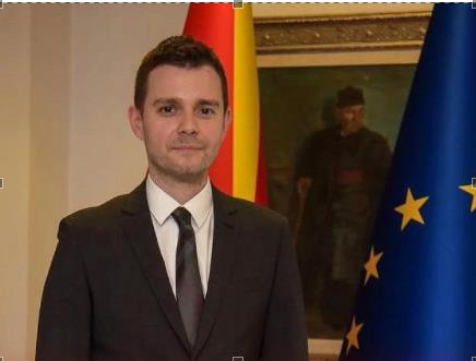 Муцунски за инцидентот пред Бугарската амбасада: Се работи за изолиран случај, нашите институции максимално брзо ги преземаат сите потребни дејствија