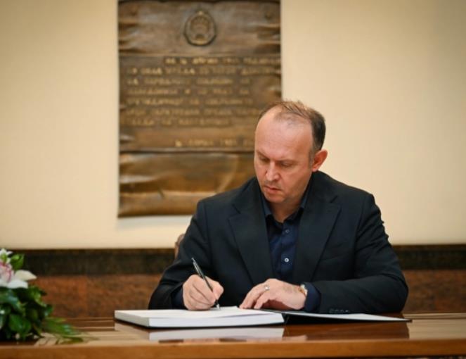 Честитка од претседателот на Собранието Гаши по повод Рамазан Бајрам