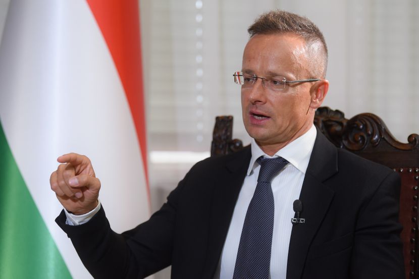 Сијарто: Повеќето земји- членки на ЕУ сакаат да продолжи војната во Украина 