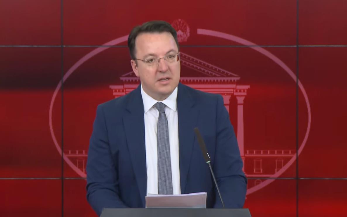 Владина делегација предводена од Николоски во Лондон за договорот за стратешкото партнерство