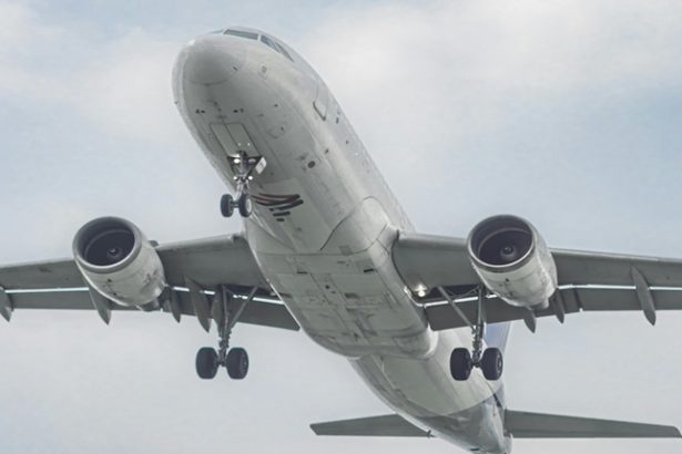 Германскиот оператор на аеродроми Фрапорт ја намали прогнозата за сообраќајот во Франкфурт