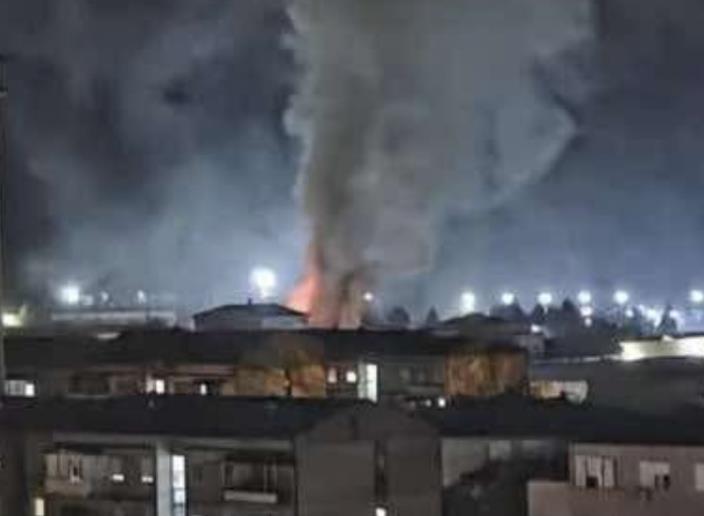 Изгаснат е пожарот во фабриката „Мирана“ во Велес