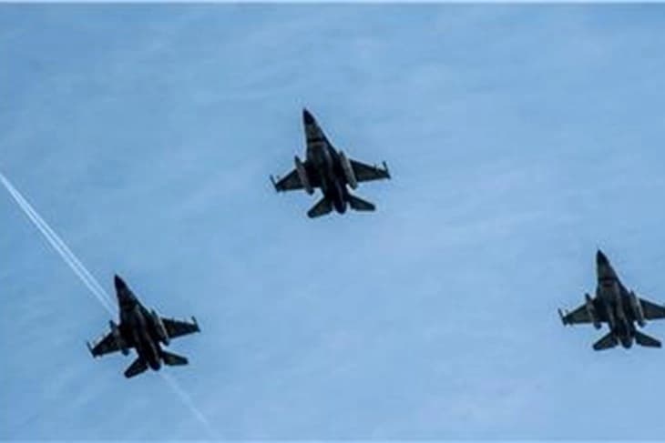 Јапонија ги доби првите три борбени авиони „Ф-35 Б“, авионите пристигнаа во воздухопловната база Њутабару