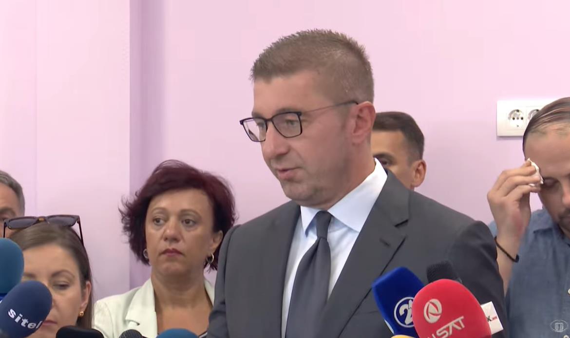 Мицкоски: Ако поради можноста независните да се кандидираат со два потписа изборниот процес не успее, Владата има уставна можност да постави повереници