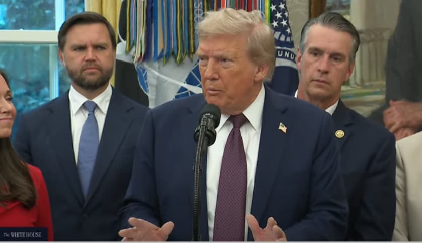 Трамп се обрати од Белата куќа: Вселенската команда се сели во Алабама (ВИДЕО)