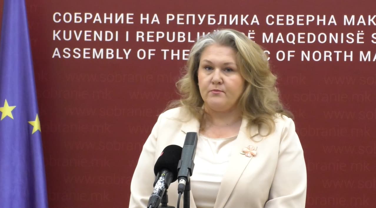 Петровска: Законот е јасен- АНБ ги декласифицира документите!