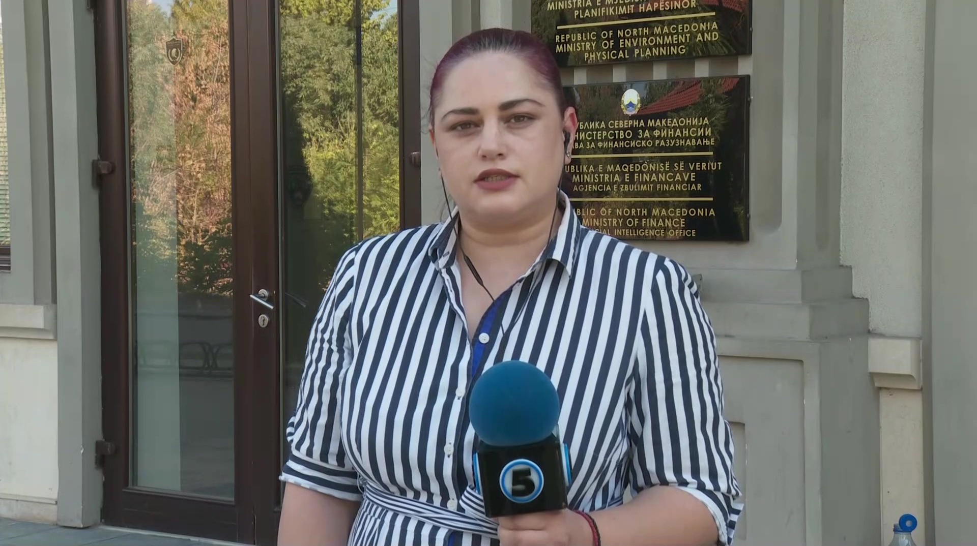 Седми ден гори дивата депонија „Вардариште“, иако пожарот е под контрола