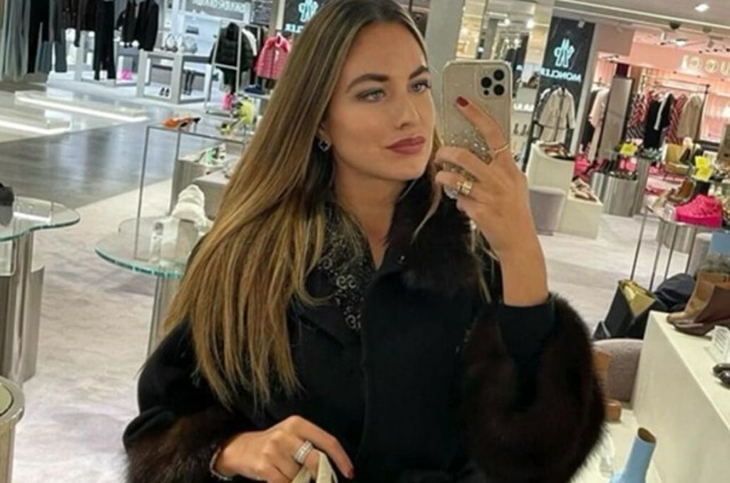 Во Милано е убиена млада манекенка- маж ја избодел 24 пати зашто сакала да го остави, соседите немоќно гледале