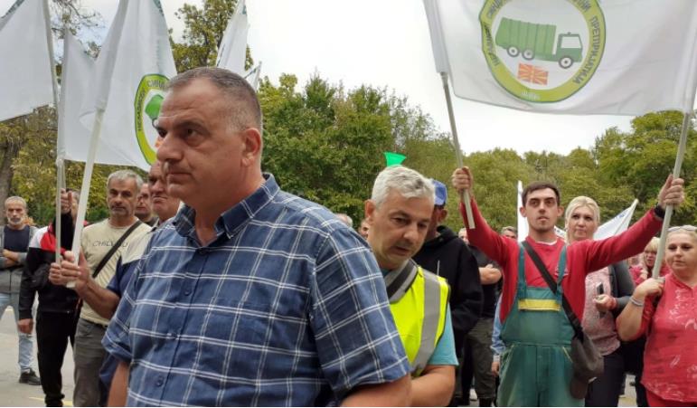 Ристески: Бараме исплата на плата, додатоци на плата и подобри услови за работа за вработените во ЈП „Паркови и зеленило“