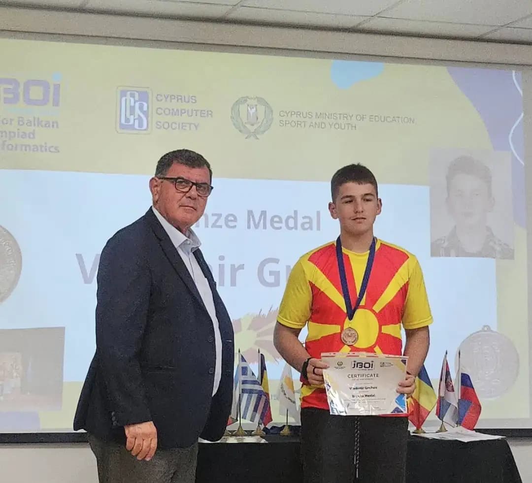 За младиот информатичар од Кочани, Владимир Грчев - во Ларнака бронза, во Букурешт злато