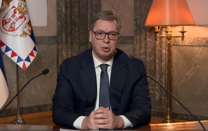 Вучиќ се обрати за годишнината на трагедијата во Нови Сад: Ве молам да покажеме почит поради жртвите и нивните семејства