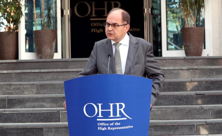 „Истрага“: САД побарале оставка од Високиот претставник во БиХ, но тој одбил затоа што „Берлин одлучувал за него“