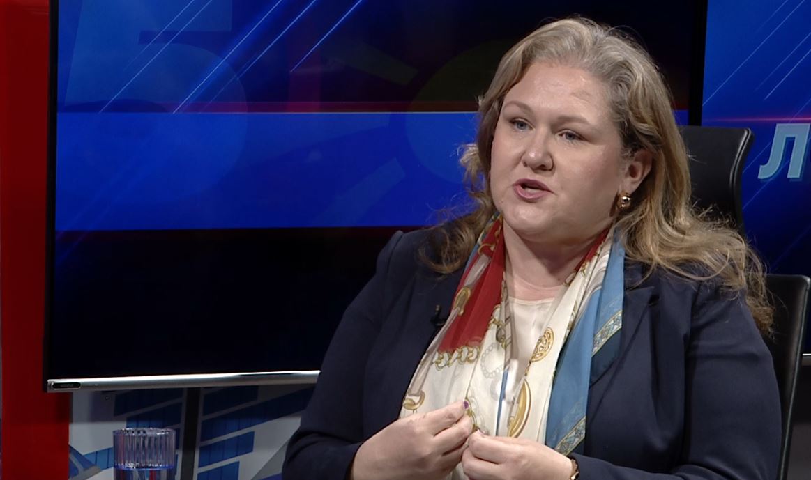 Петровска ја потврди информацијата за оставката на Чупевска